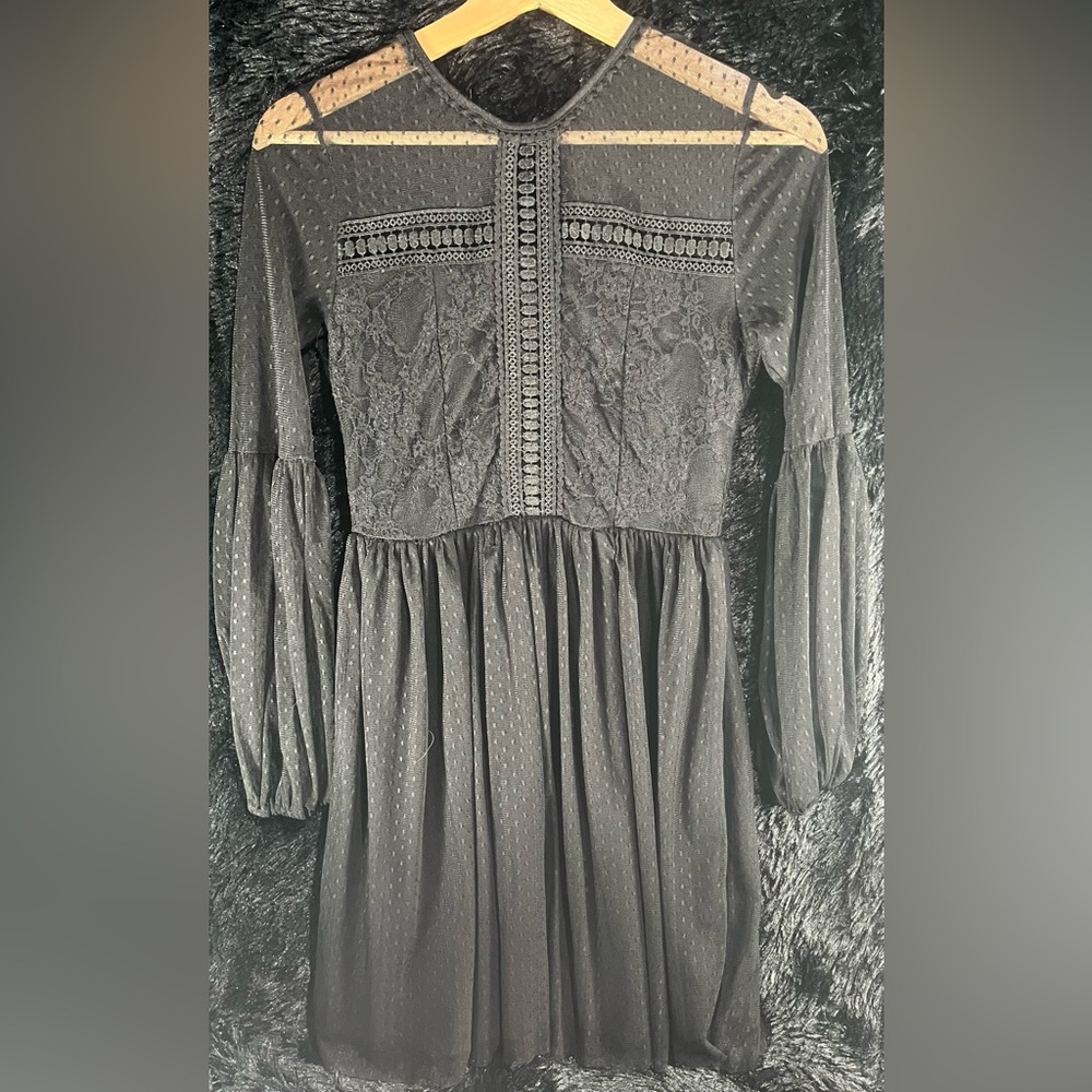 Disney Snow White And The Seven Dwarfs Black Lace Dress size SM